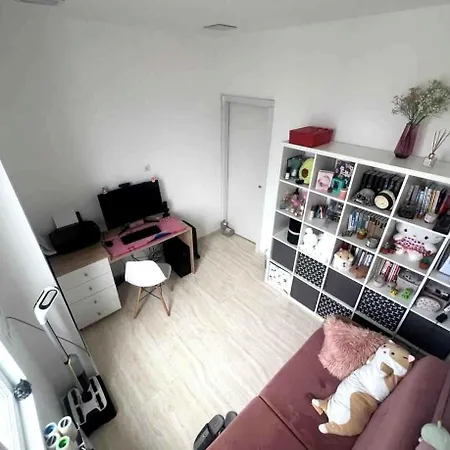 Sun On Vojnovica Street * 두브로브니크