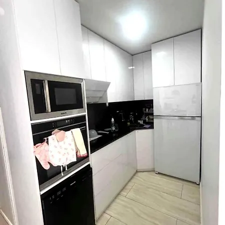 Sun On Vojnovica Street *