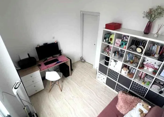 Sun On Vojnovica Street * 두브로브니크