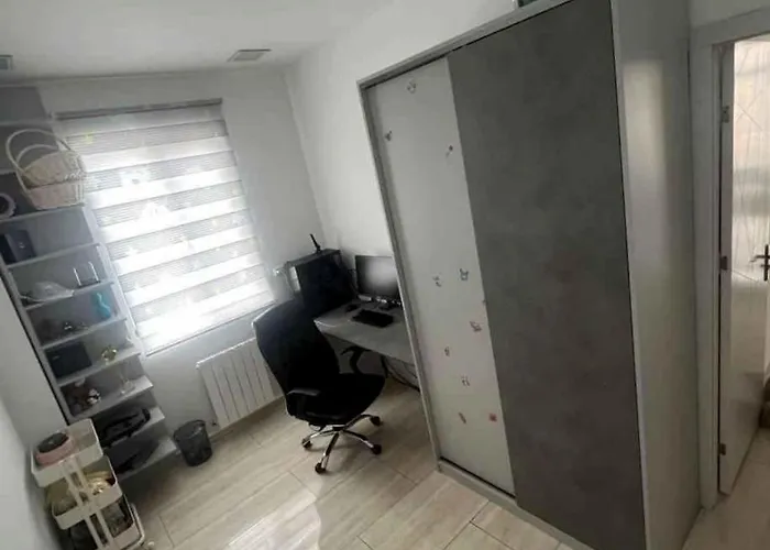 Sun On Vojnovica Street * Dubrovnik